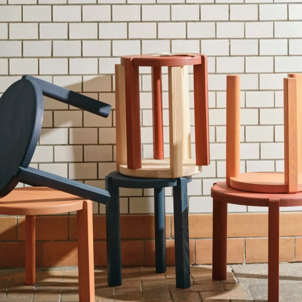 Sideborde-Katrine Sander D108 Njalsgade - Sidebord - Fyr - Carmine Red