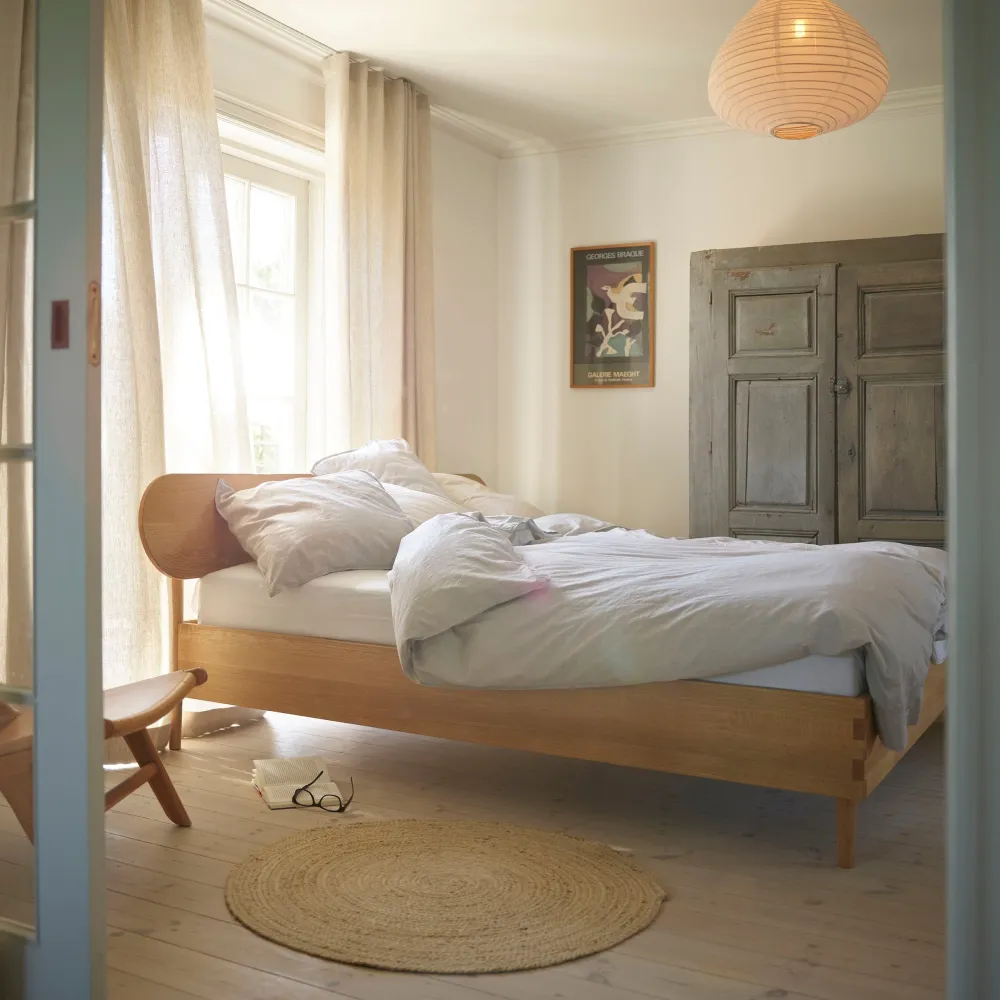 Soveværelse-Diana Mot & Isabella Bergstrøm G30 - Sengeramme - Eg