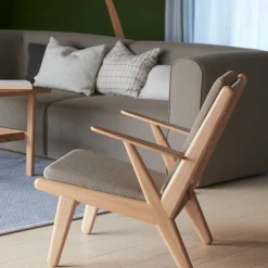 Lænestole-Poul M. Volther J53 - Lænestol - Eg - Taupe