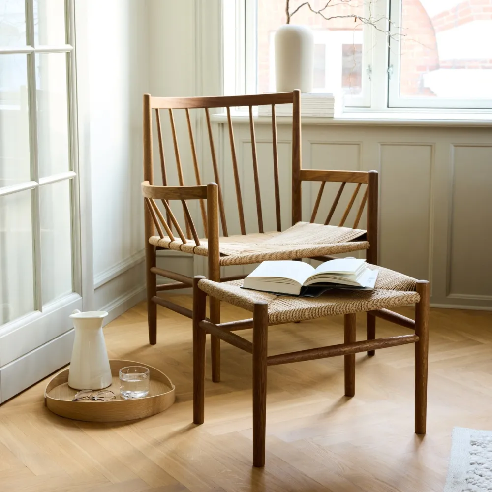 Skamler-Jørgen Bækmark J83 - Skammel - Røget eg