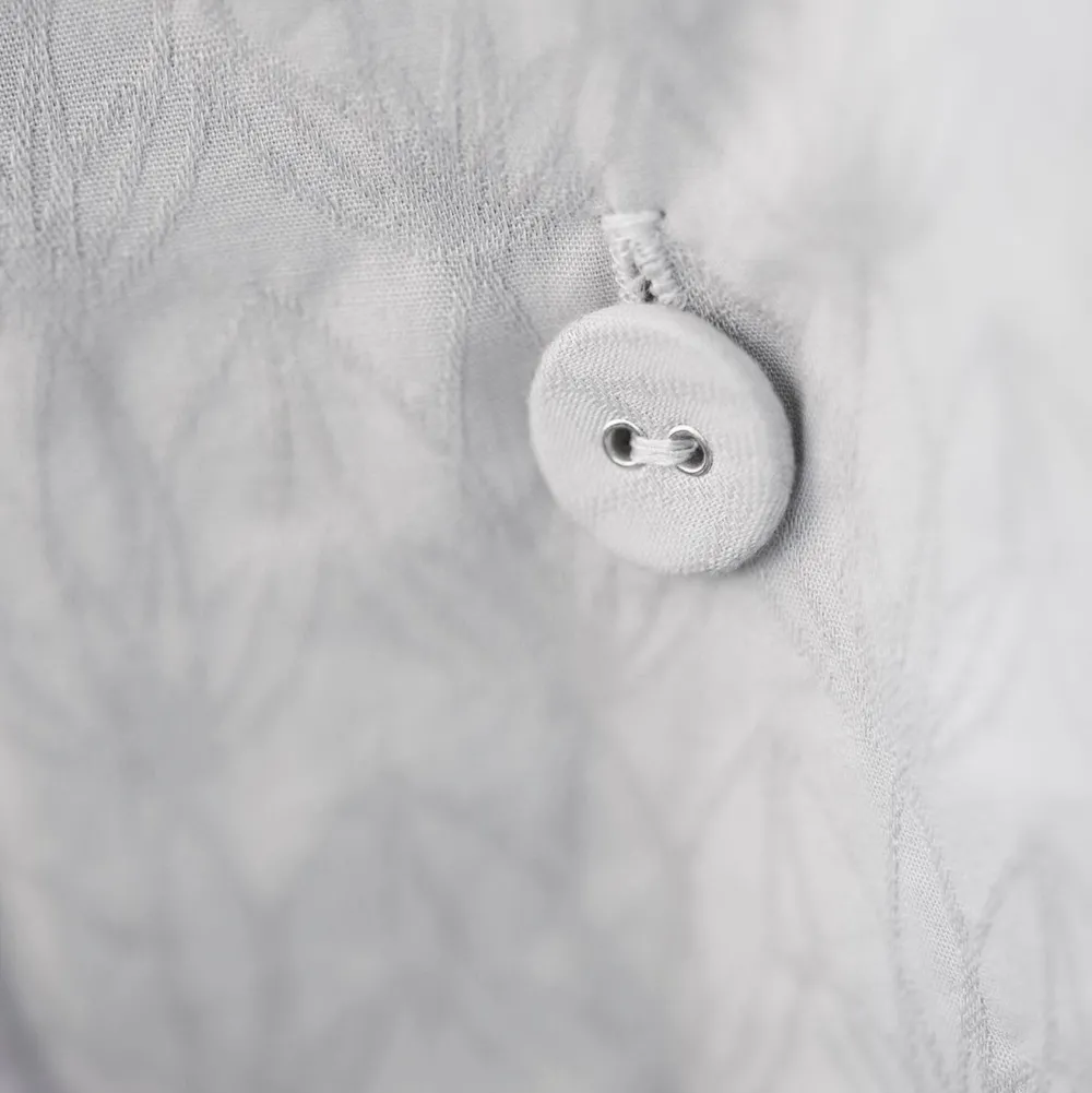 Soveværelse|Sengetøj-Kasper Salto R34 Tulipan - Sengesæt - Lysegrå - 140 x 220 jmg